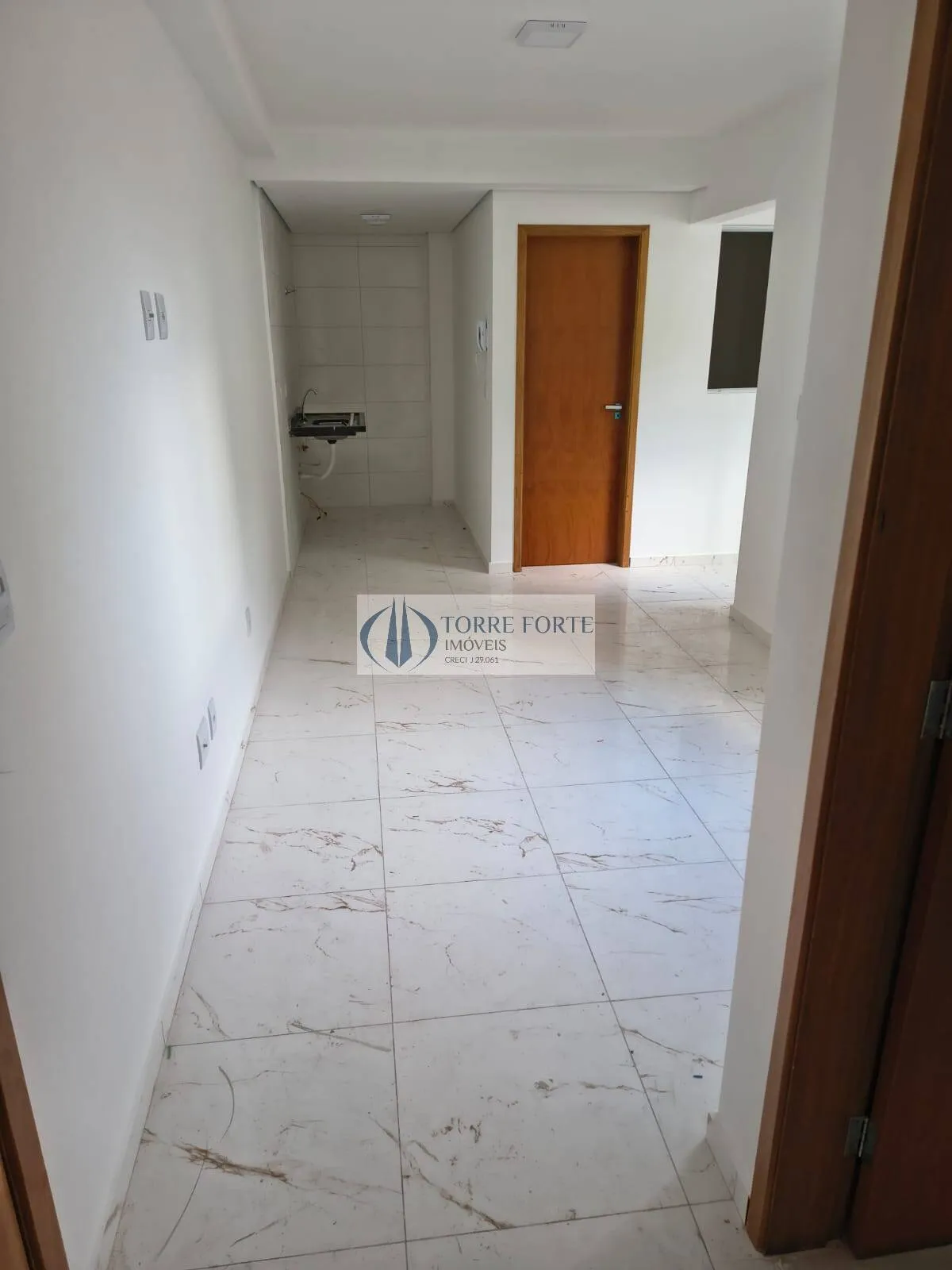 Imagem Oportunidade Apartamento com 2 Dormitórios Próximo ao Metrô Guilhermina