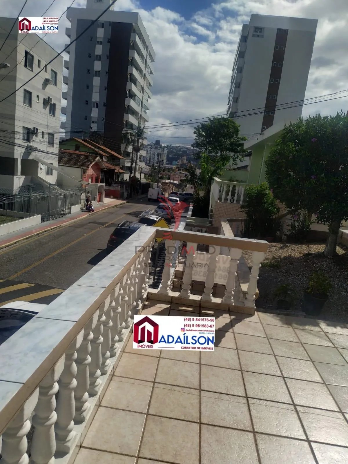 Imagem CASA A VENDA EM SÃO JOSÉ SC, BARREIROS, 3 DORMITÓRIOS, 1 SUÍTE + EDÍCULA COM CHURRASQUEIRA