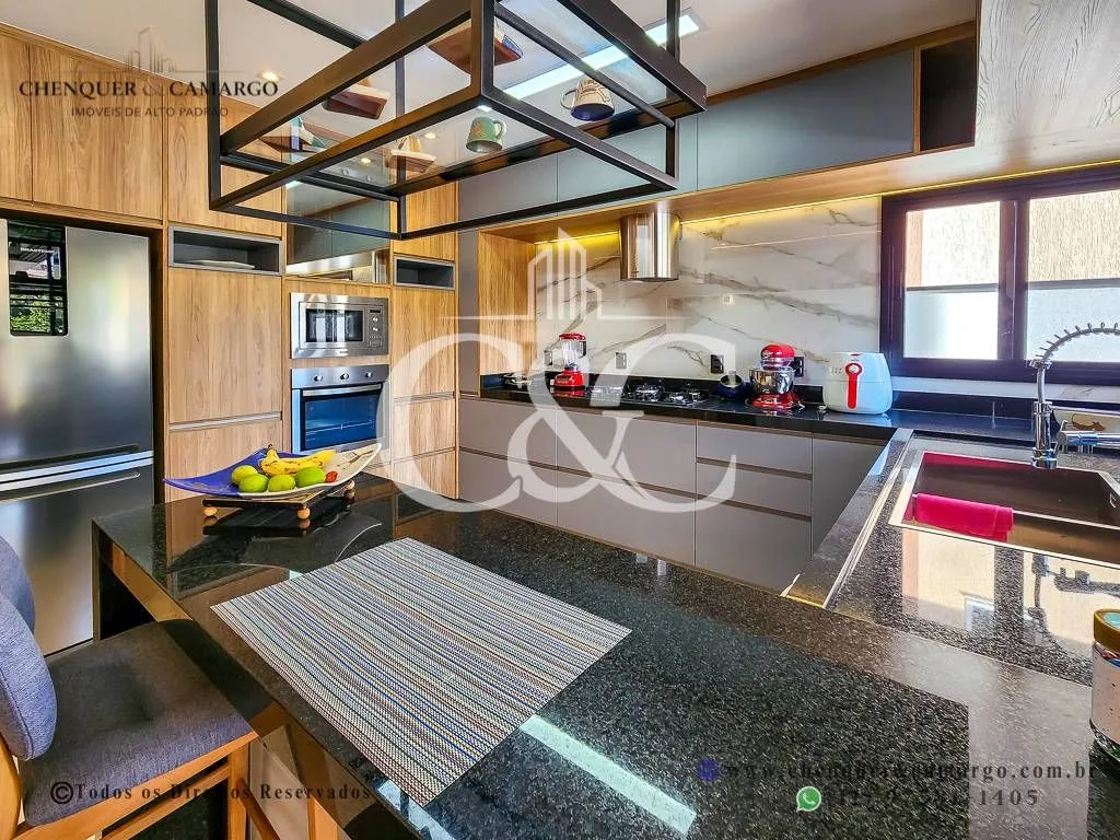 Imagem Casa à venda no Village das Flores Jundiaí, nova, mobiliada, 3 suítes e piscina