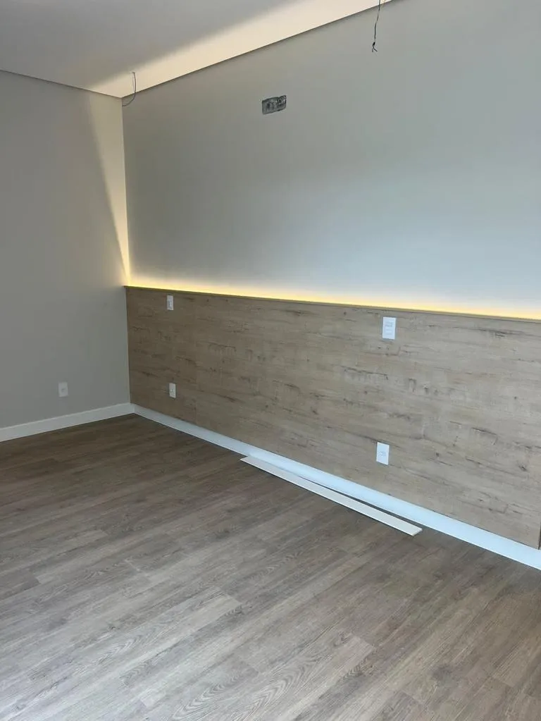 Imagem Ótima Casa com 3 suítes no Condomínio Alphaville 4