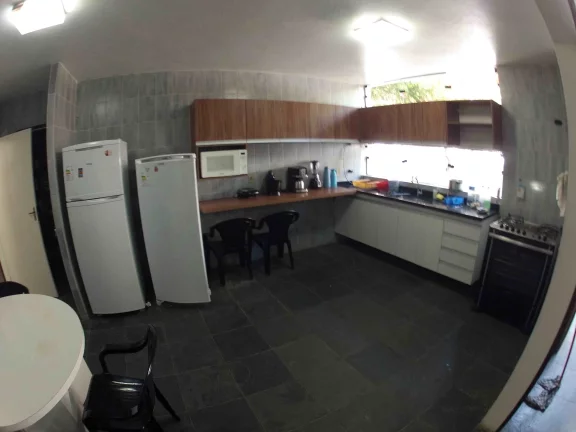 Imagem Pacote para 2023 valor de R$ 25.000,00 para até 30 Ótima localização casa com piscina 7 suíts Praia do Tenório Localização Nobre