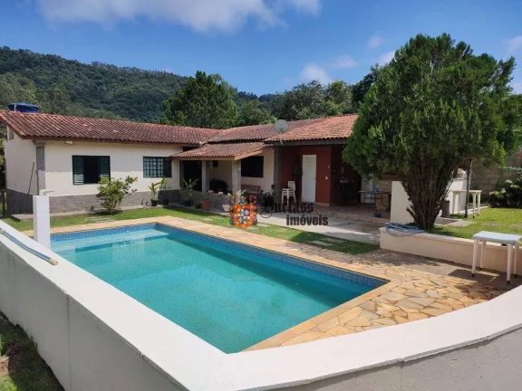 Imagem Chácara com 2 dormitórios à venda, 3000 m² por R$ 560.000,00 - Piracaia - Piracaia/SP