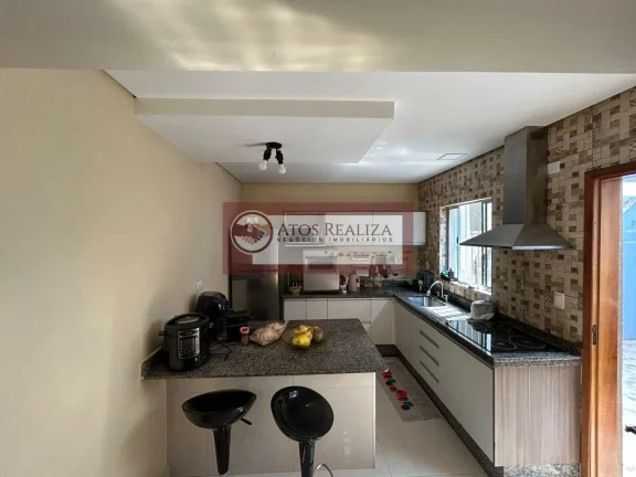 Imagem VENDO 2 SOBRADOS COM 5 DORMITÓRIOS, ESCRITÓRIO, ÁREA GOURMET, COZINHA COM ILHA CENTRAL E PLANEJADOS, AO LADO DO METRO JABAQUARA. TERRENO 300m2.