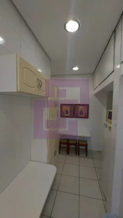 Imagem Apartamentos / Kitnet na cidade de Guarujá