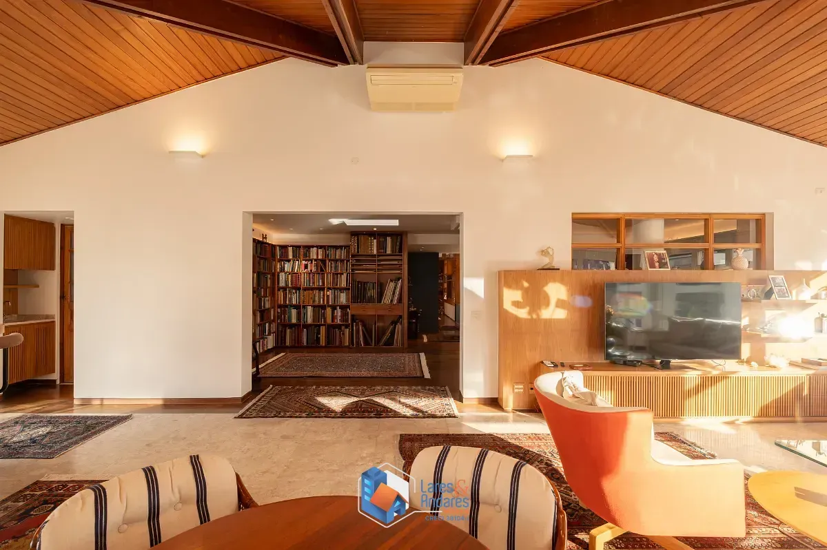 Imagem Duplex para venda e locação em Itaim Bibi com 3 quartos, sendo 3 suítes, 384m²