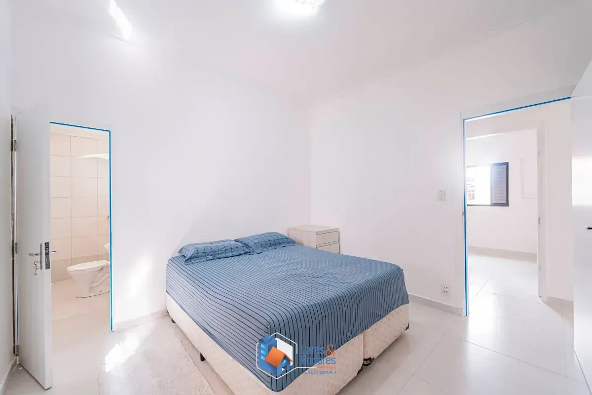 Imagem Casa de vila para venda em Chácara Monte Alegre com 3 quartos, sendo 2 suítes, 250m²