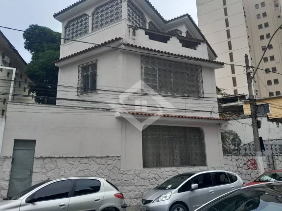Foto do imóvel Casarão de 3 Andares: Venda ou Locação; Amplo, Funcional e Bem Localizado