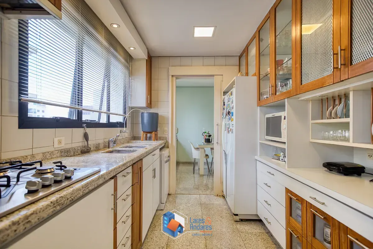 Imagem Apartamento para venda em Perdizes com 4 quartos, sendo 4 suítes, 200m²
