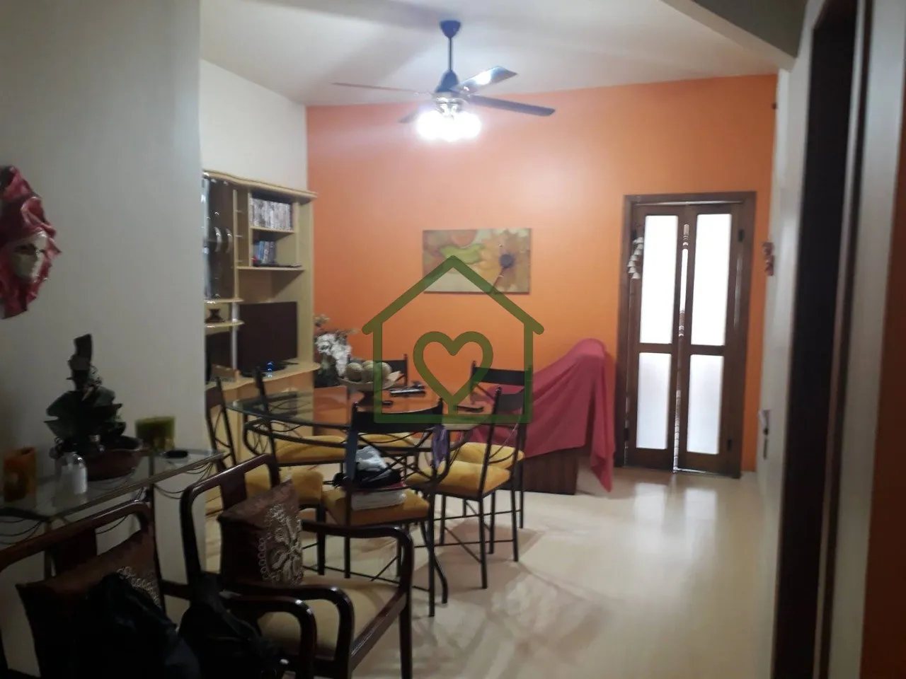 Imagem Ótimo casa/sobrado no bairro Auxiliadora, com 3 dormitórios, 3 vagas de garagem e anexo nos fundos...