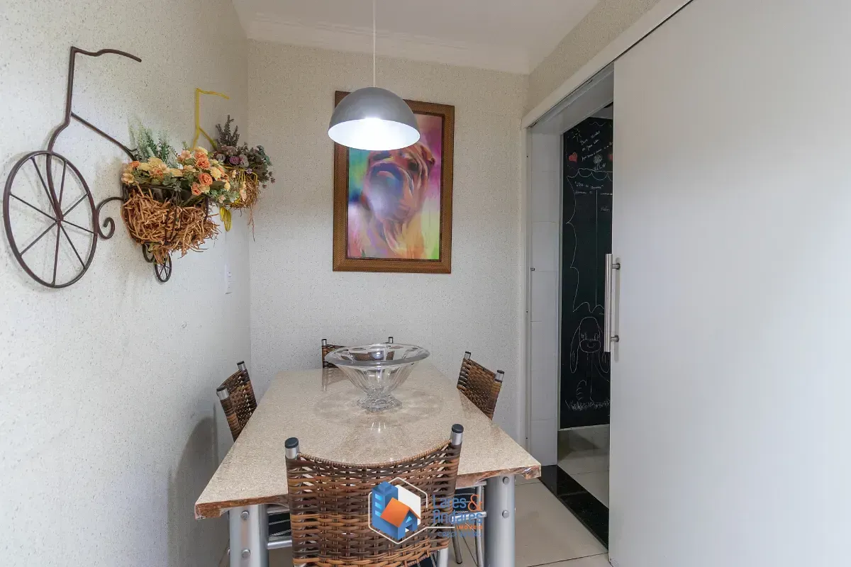 Imagem Casa no condomínio Residencial das Orquideas para venda com 3 quartos, sendo 1 suíte, 142m²