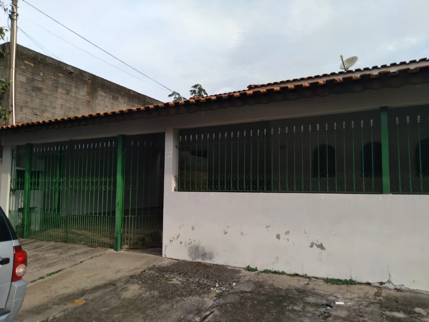 Foto do imóvel Casa à venda 4 Quartos, 3 Vagas, 252M², Jardim Carlota, Pindamonhangaba - SP