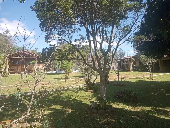 Imagem EXCELENTE!!! Sítio com 1000m², Casa, Salão de festas, Piscina, Águas Claras
