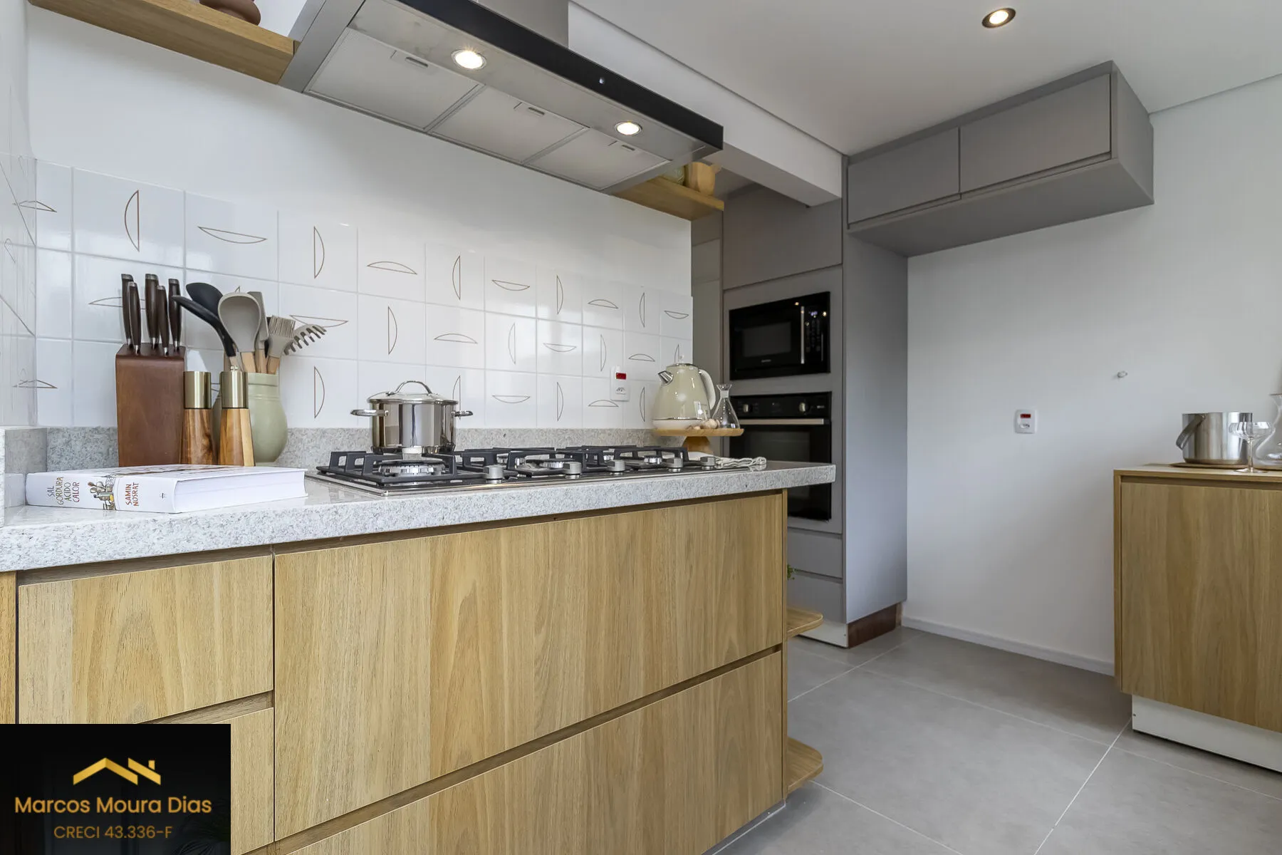 Imagem Apartamento 3 Dormitórios 1 Suíte 2 Vagas na Vila Olímpia Reformado