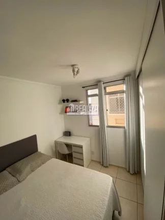 Imagem Apartamento para alugar no Condomínio Parque Uniclass, no bairro Conjunto Umuarama, Uberaba - 2 dormitórios