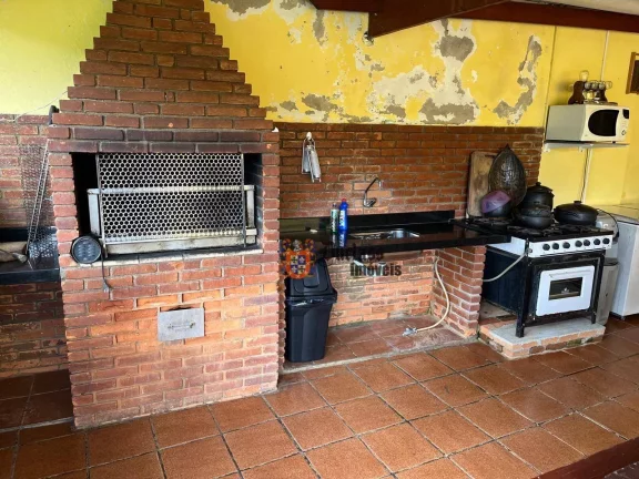 Imagem Chácara com 4 dormitórios à venda, 2131 m² por R$ 900.000 - Capoavinha - Mairiporã/SP