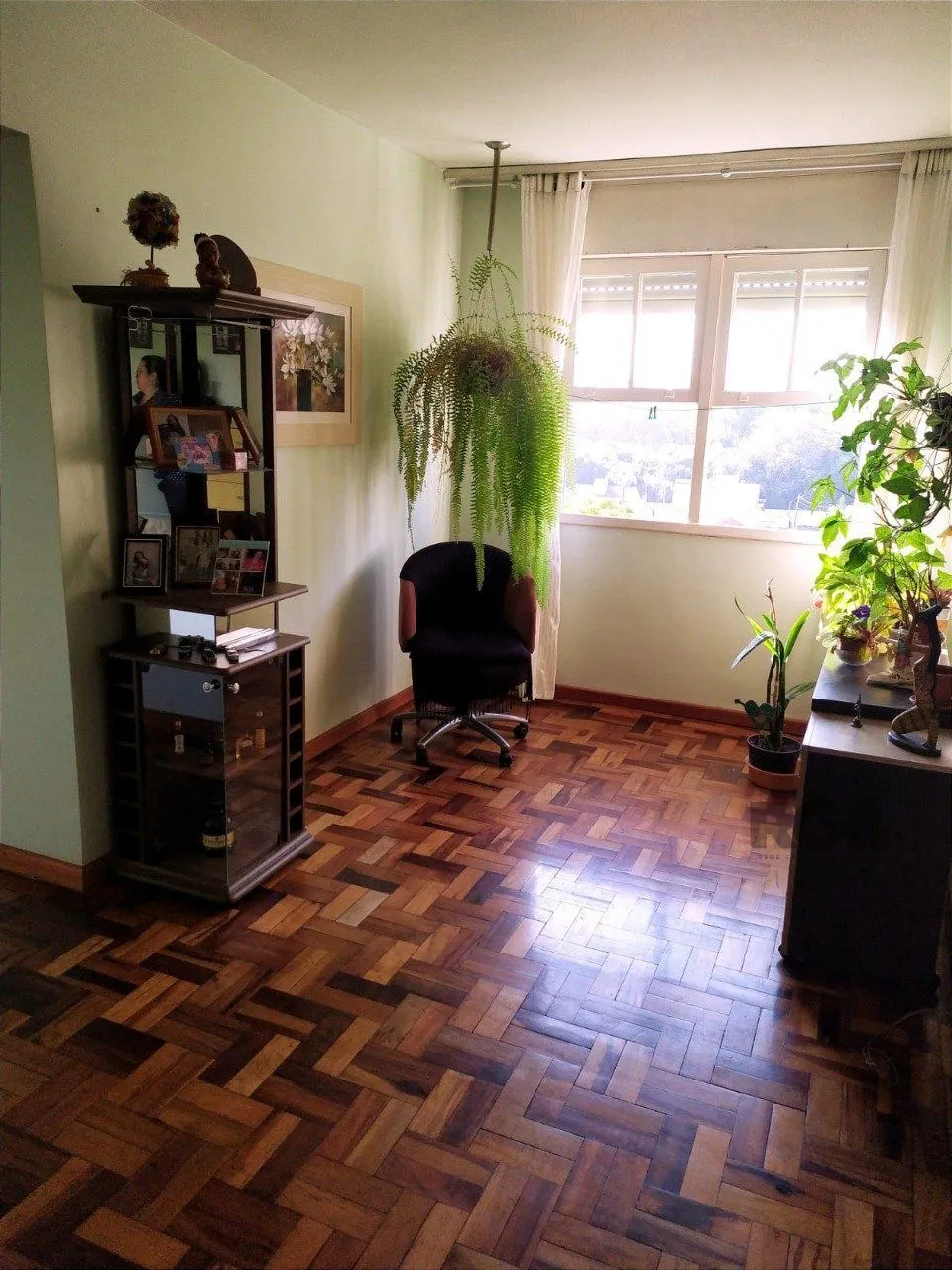 Imagem Apartamento de 2 dormitórios com vaga no bairro Petrópolis