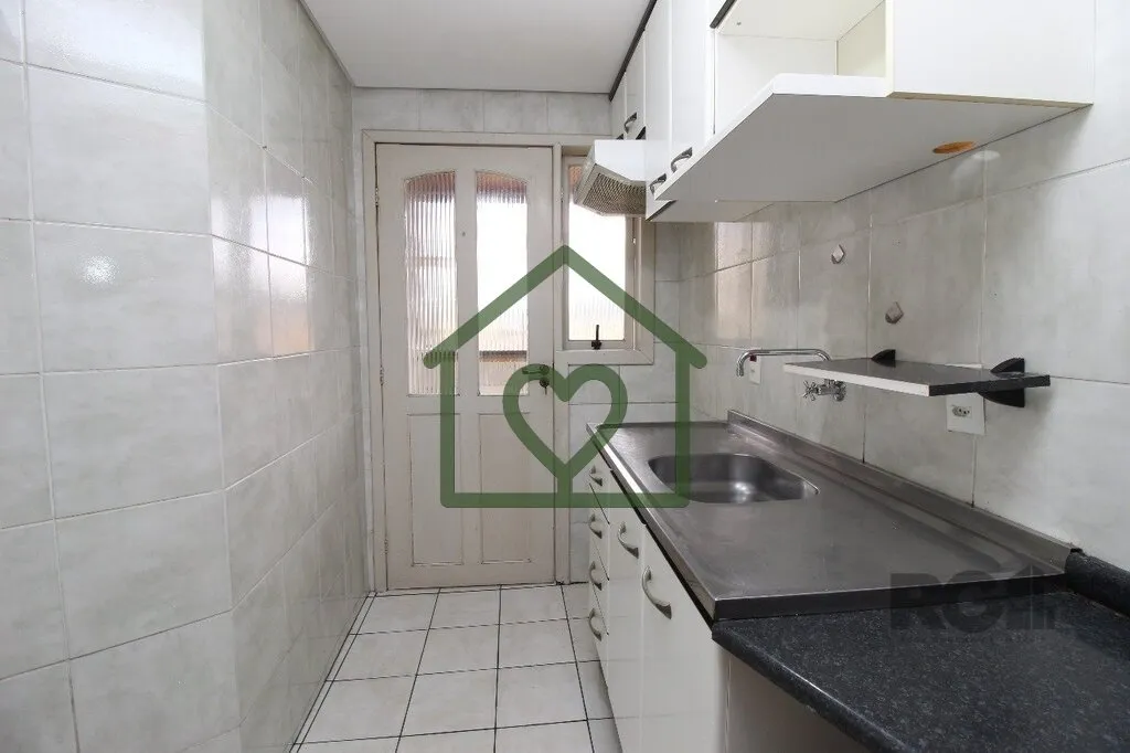 Imagem Apartamento localizado no bairro Morro Santana, com 55,02m² no 3º andar, frente. Imóvel com 02 do...
