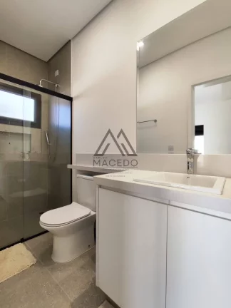 Imagem Imóvel de Alto Padrão, mobiliado com 3 Suítes no Ninho Verde I
