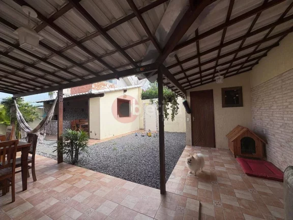 Imagem Casa duplex, 3 quartos, 300m², Condomínio dos Pássaros - Cabo Frio