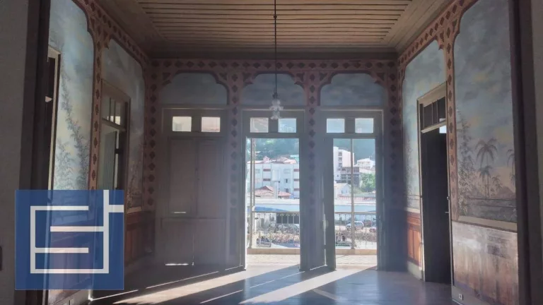 Imagem Casa com 6 dormitórios para alugar por R$ 5.000/mês - Rua José Ângelo Calafiori, Centro - Socorro/SP