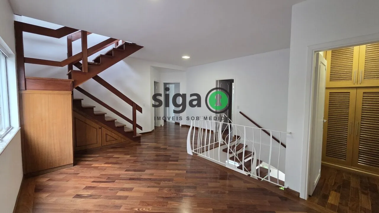 Imagem Casa em condomínio à venda e locação com 300m², 5 quartos e 2 vagas no Panamby