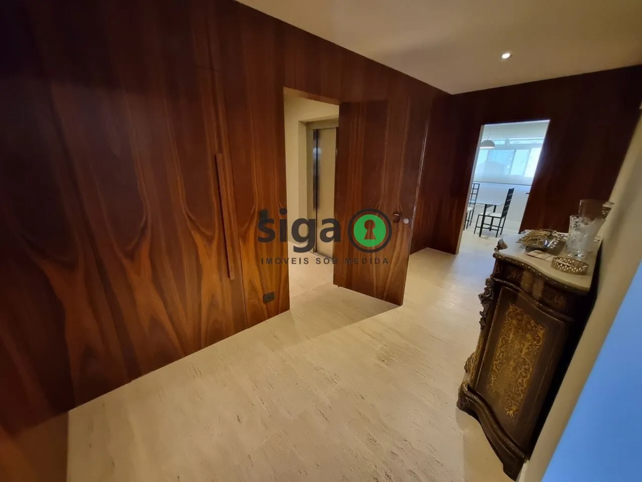 Imagem Apartamento a Venda Moema Pássaros com 4 quartos