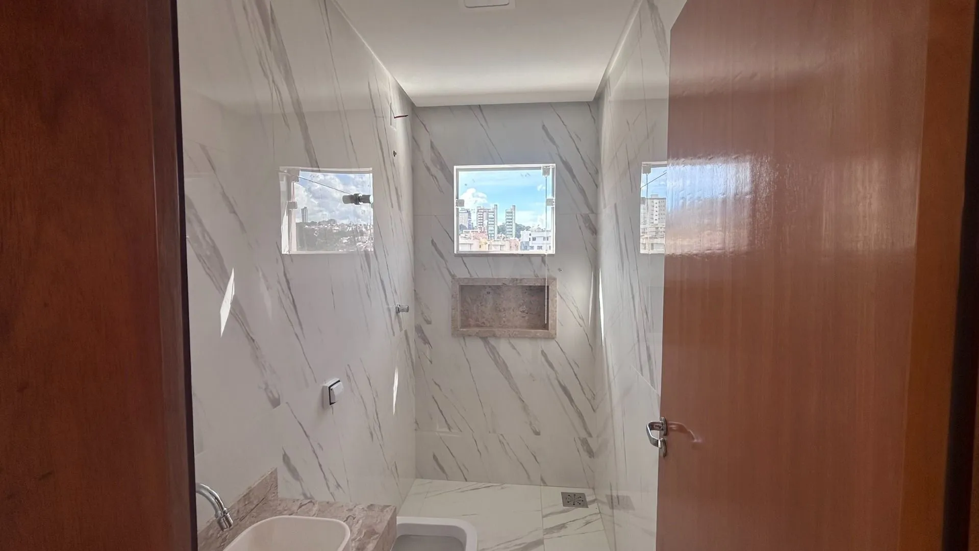 Imagem Apartamento à venda, 64 m² por R$ 300.000,00 - Antônio Caixeta - Patos de Minas/MG
