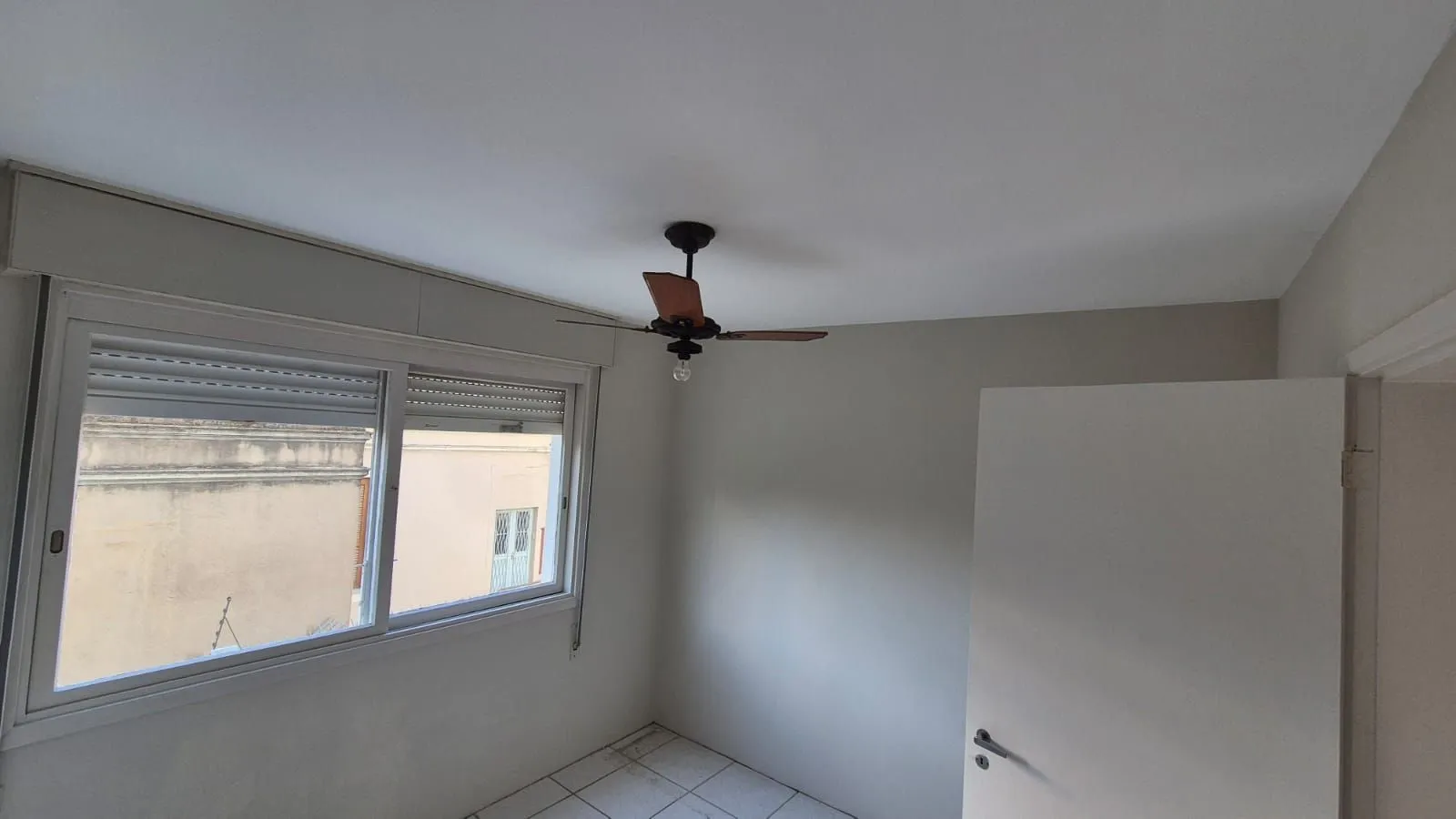 Imagem Apartamento de dois dormitórios no bairro Menino Deus em Porto Alegre