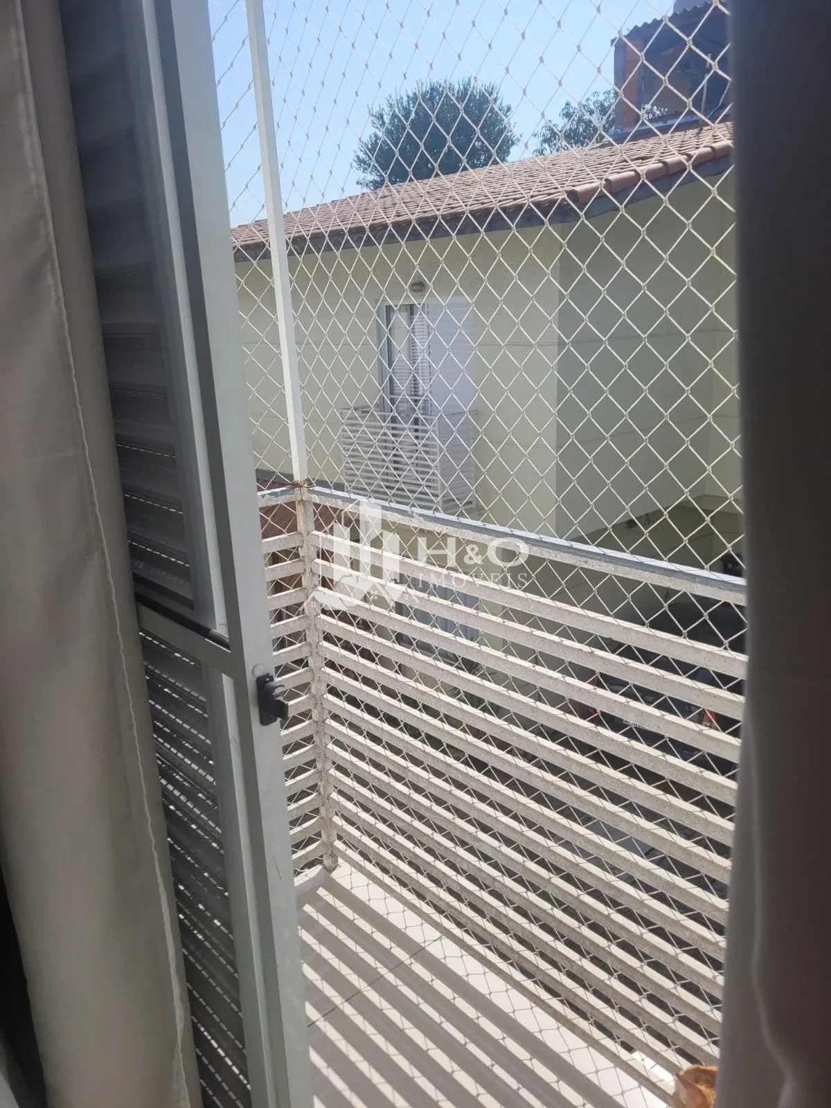 Imagem Sobrado em Condomínio Fechado na Vila Bela - Conforto e Segurança