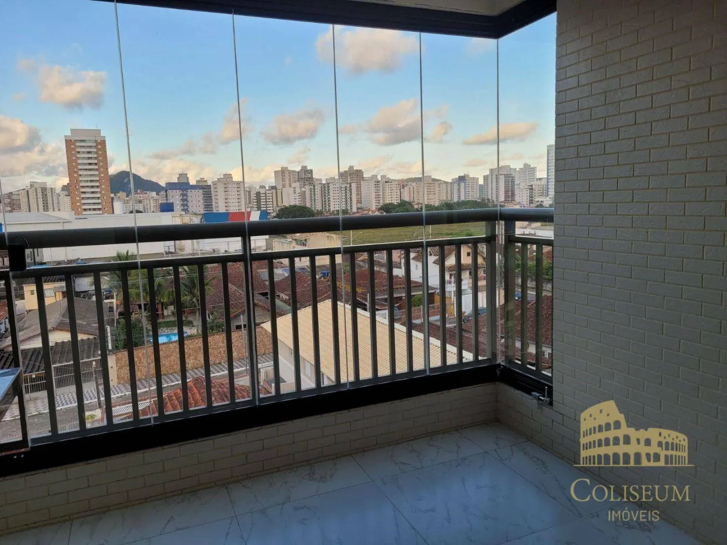 Imagem Apartamento com 2 dormitórios para alugar, 61 m² por R$ 3.200,00/mês - Aviação - Praia Grande/SP