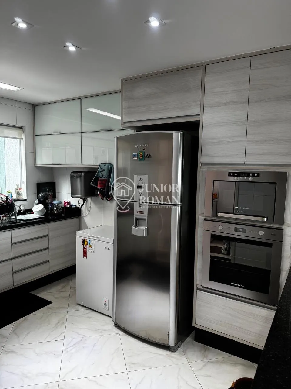 Imagem SOBRADO ALTO PADRÃO | PORTEIRA FECHADA | 3 SUÍTES | 4 VAGAS | VILA FRANCISCO MATARAZZO - SANTO ANDRÉ