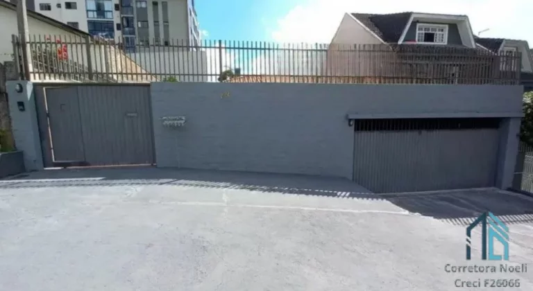 Imagem (Permuta menor valor e financiamento) Casa térrea, 04 quartos sendo 02 suítes, 08 vagas, no Boa Vista em Curitiba PR