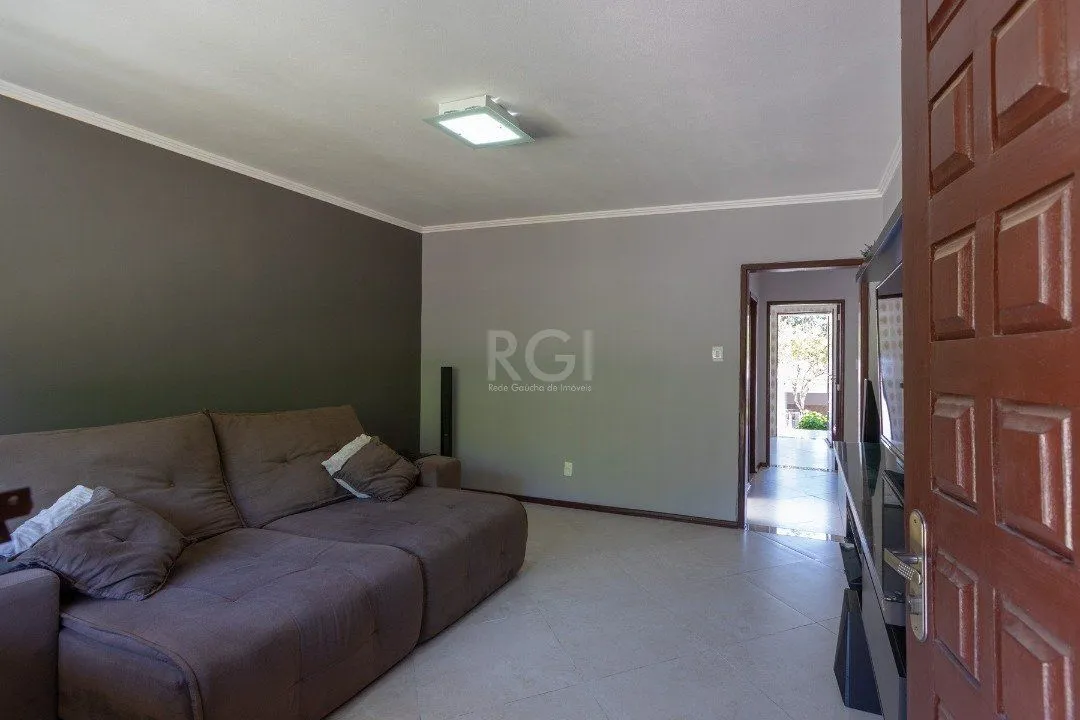 Imagem Casa para Venda - 176m², 4 dormitórios, sendo 1 suíte, 3 vagas - Espirito Santo