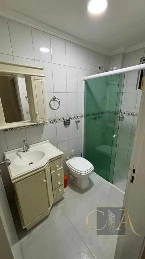 Imagem Apartamento para Temporada em Itapema, Meia Praia, 3 dormitórios, 1 suíte, 2 banheiros, 2 vagas