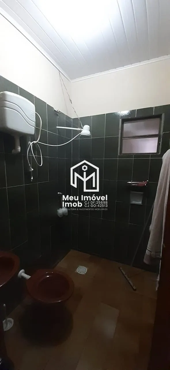 Imagem Casa Setor SHIS 4 Quartos 2 Vagas 230m² Quintal Luziânia