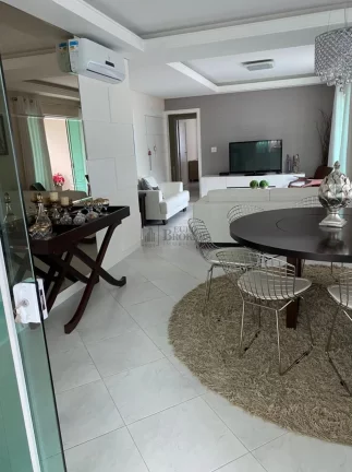 Imagem Excelente apartamento vista mar em Balneário Camboriú.