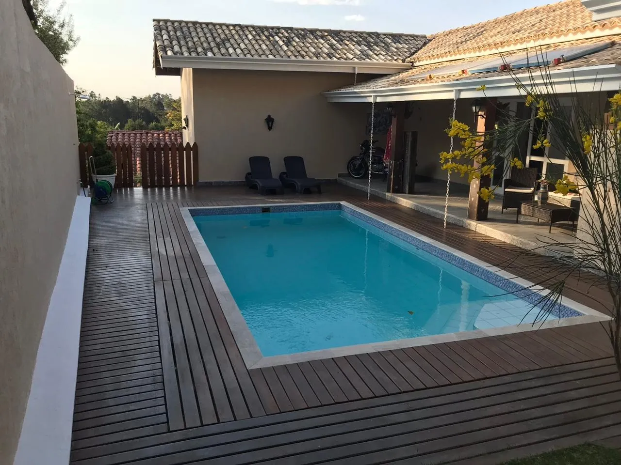 Imagem CASA À VENDA NO CONDOMÍNIO FECHADO MORADA DOS PÁSSAROS, ALDEIA DA SERRA