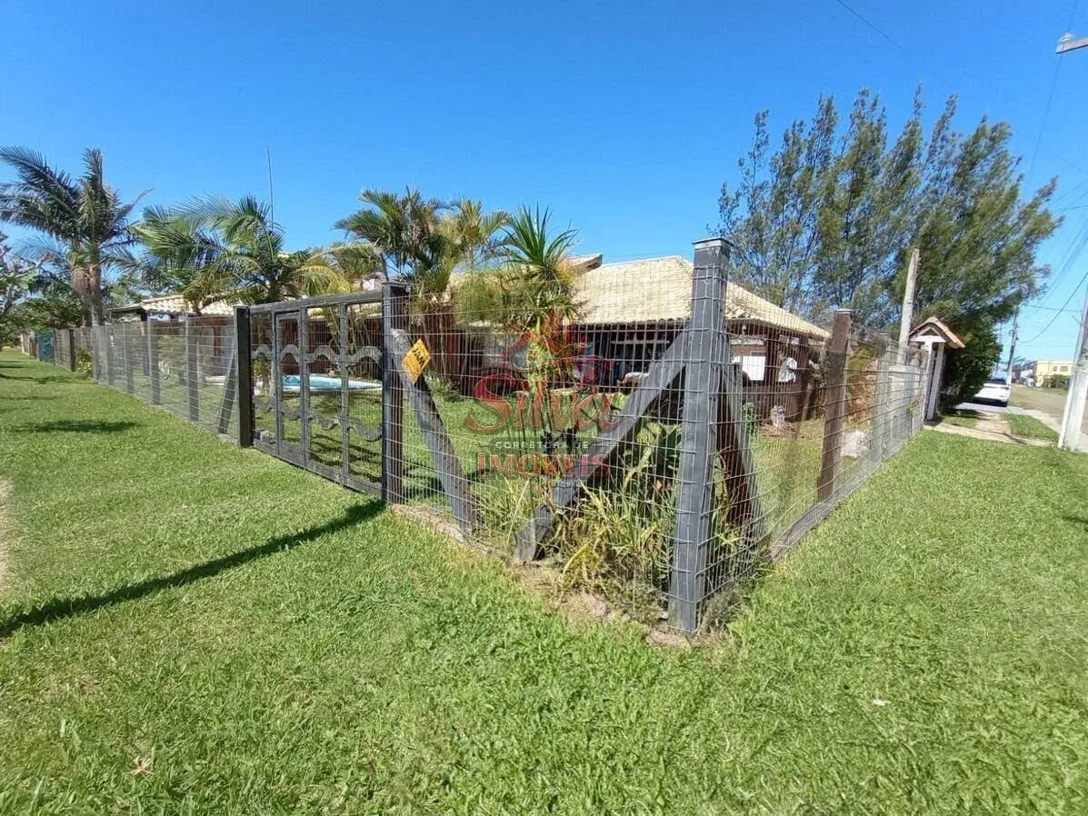Imagem C805 | Casa à venda com piscina a 350m do mar