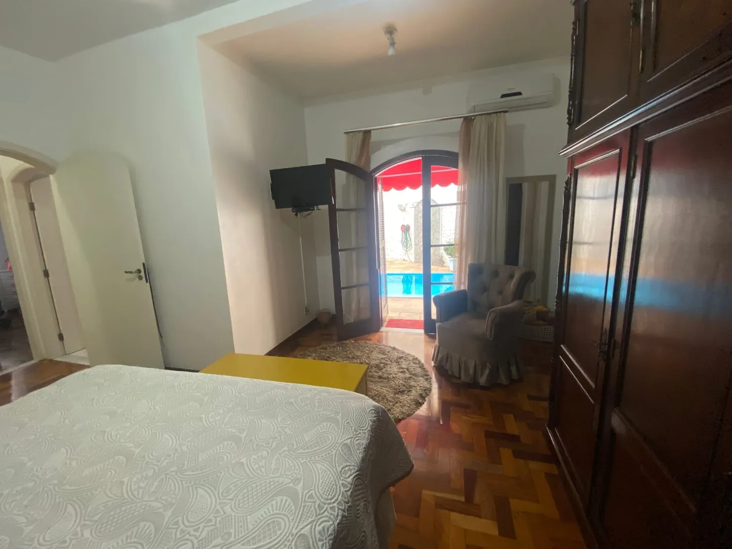 Imagem Comercial à venda 4 Quartos, 2 Suites, 4 Vagas, 136M², Centro, Aparecida - SP