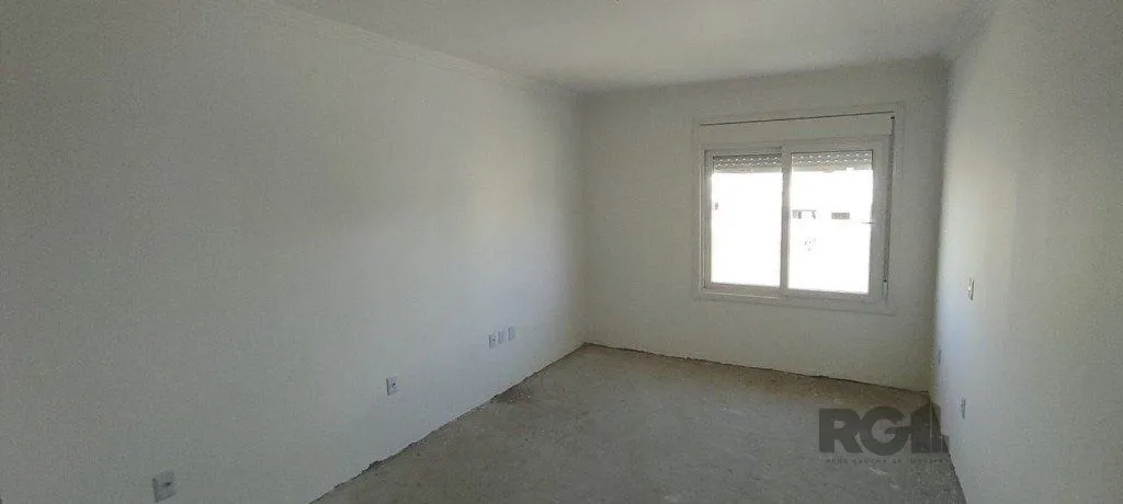 Imagem Casa de 3 dormitórios no bairro Hípica