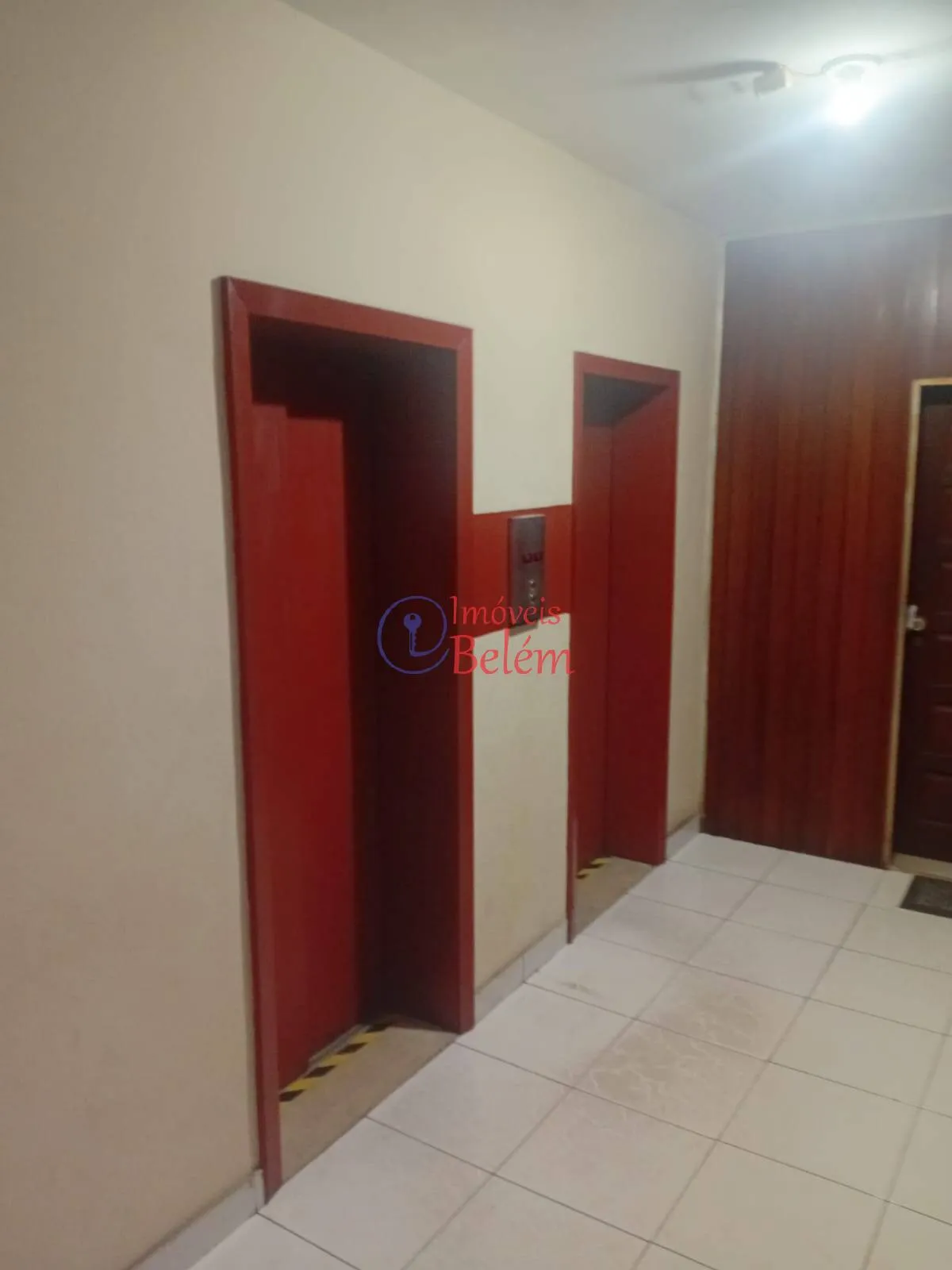 Imagem Sala Comercial no Centro Comércial de Belém
