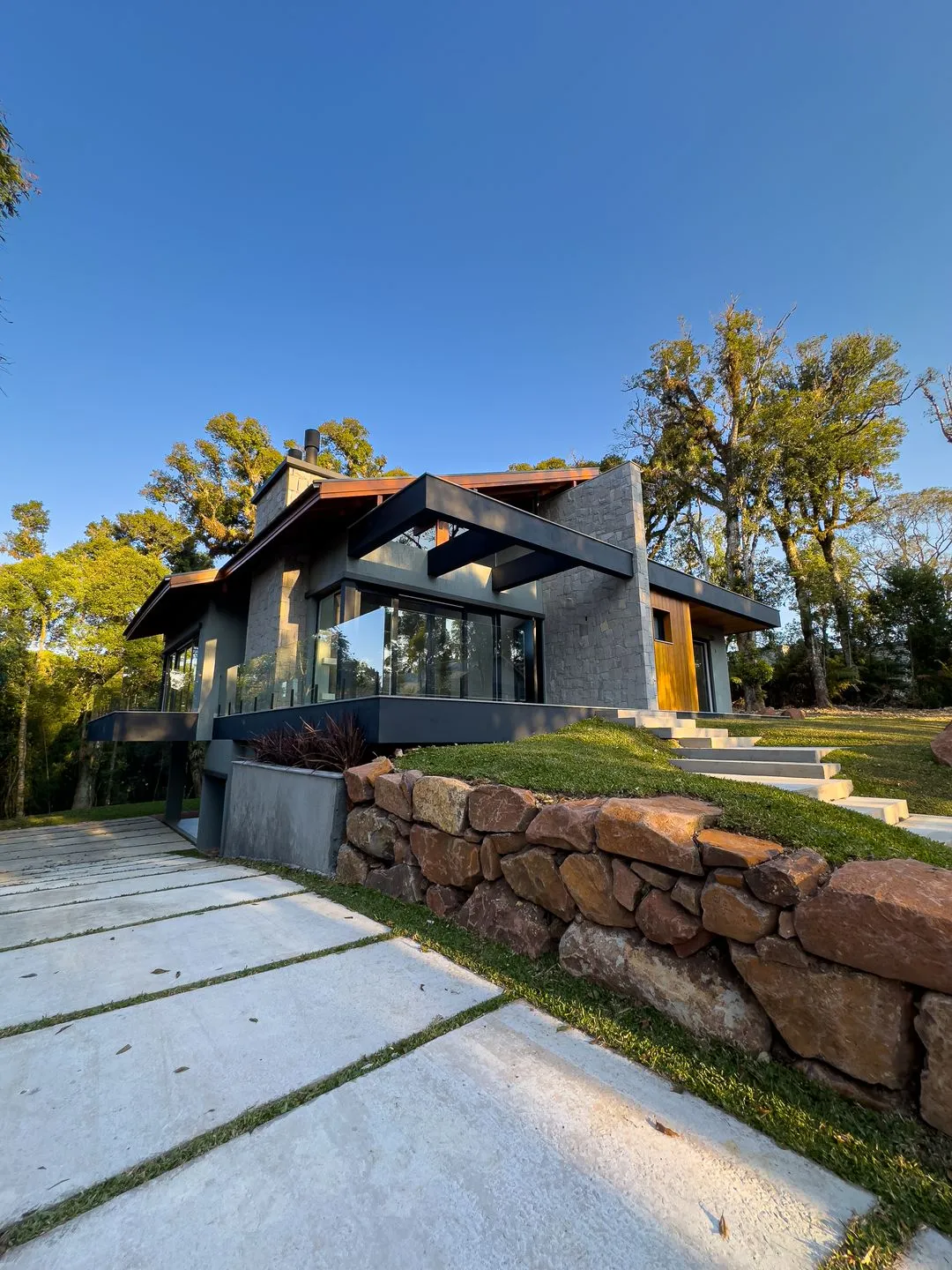 Imagem Casa à venda em Gramado, Carniel, com 3 quartos, 318.55m2