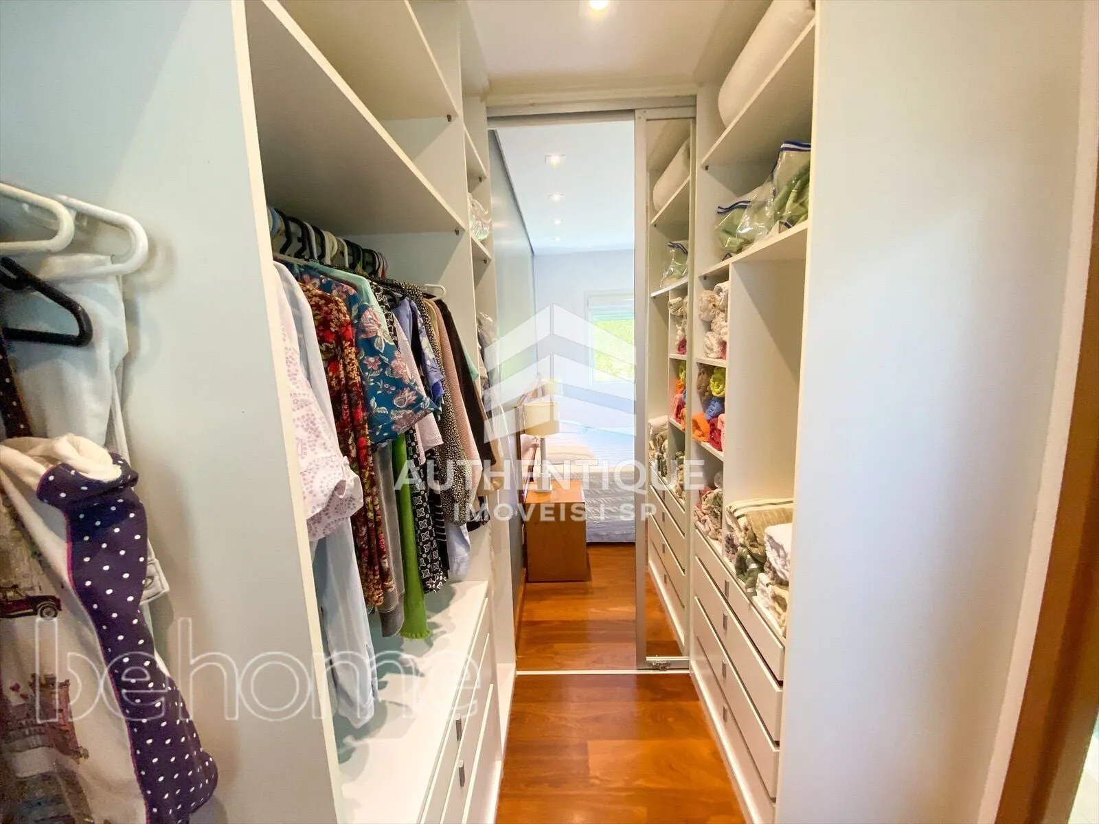 Imagem RESORT TAMBORÉ - Apartamento à venda em Santana de Parnaíba/SP