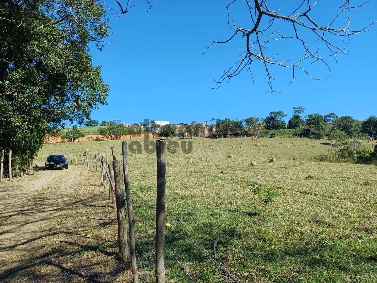 Imagem Sitio com terreno de 4 alqueires ou 96.800 m² à venda
