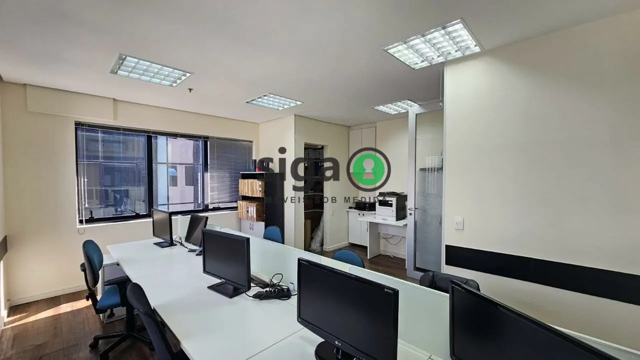 Imagem Conjunto Comercial Mobiliado de 150m² com 4 Vagas na Vila Olímpia.