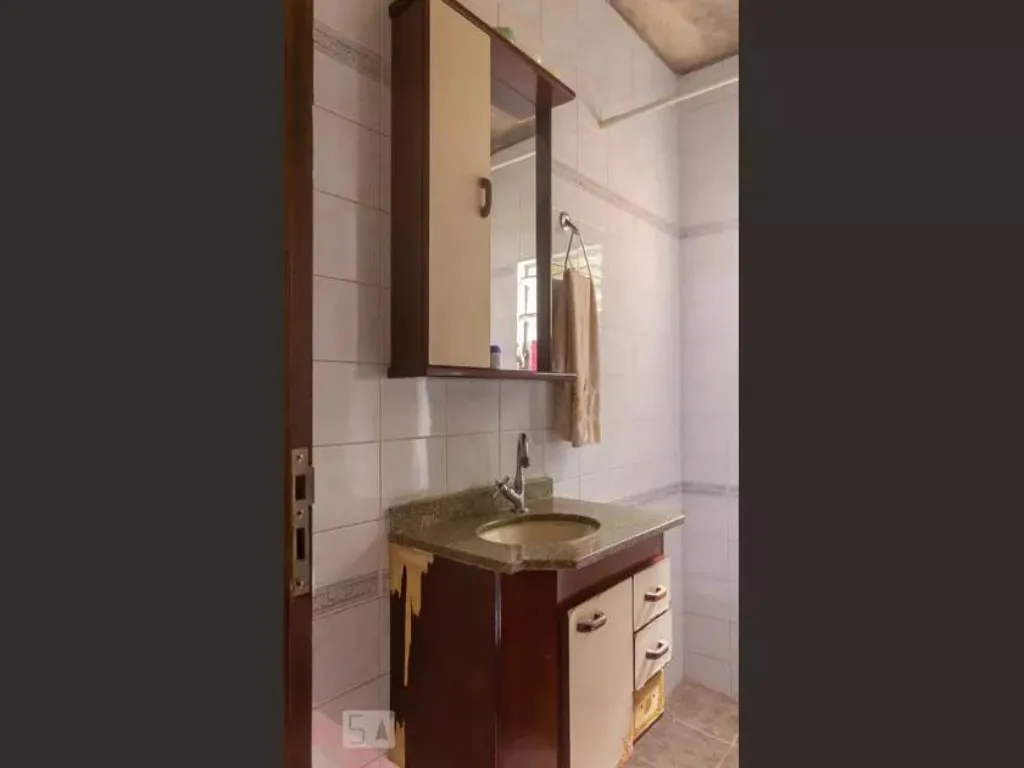 Imagem Casa à venda em São Paulo-SP, Jardim Marajoara: 2 quartos, 1 banheiro, 1 vaga de garagem, 158m² de área.