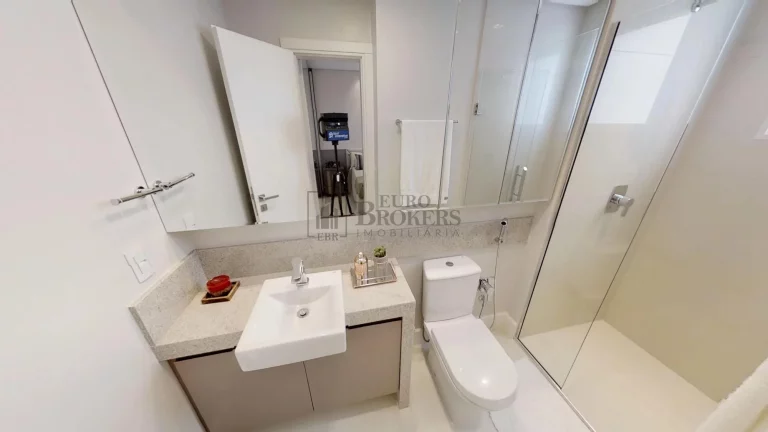 Imagem Apartamento mobiliado com vista mar e 4 suítes em Balneário Camboriú.