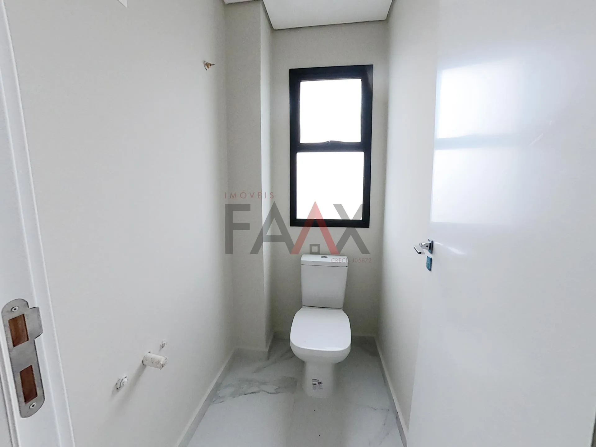 Imagem Apartamento para locação no Centro com 2 vaga de garagem coberta em Guarapuava