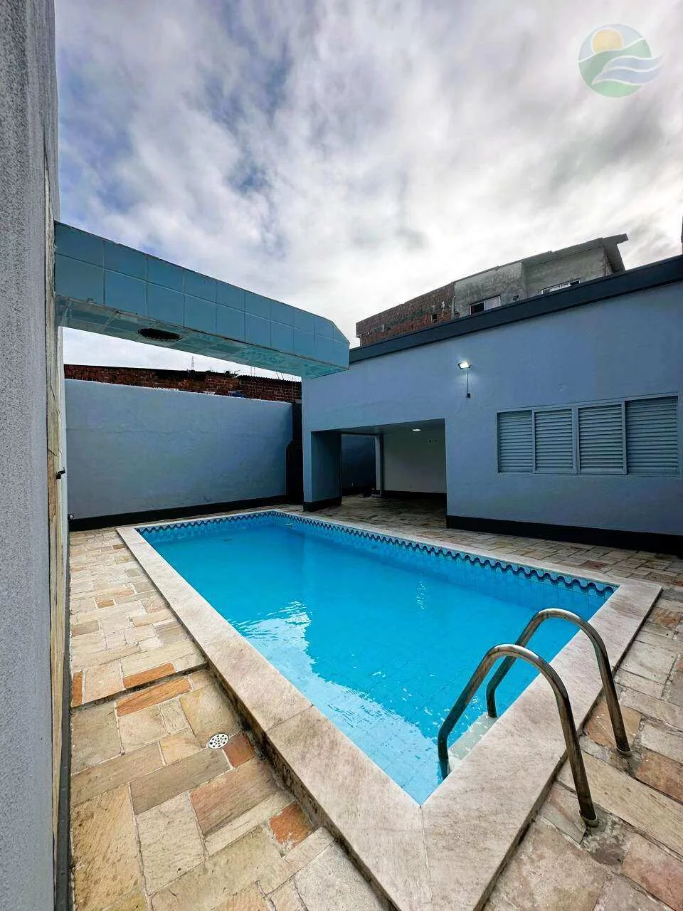 Foto do imóvel Casa 5 quartos com piscina, Venda, Piedade, Jaboatão. em Rua Ambrósio de Medeiros Delgado