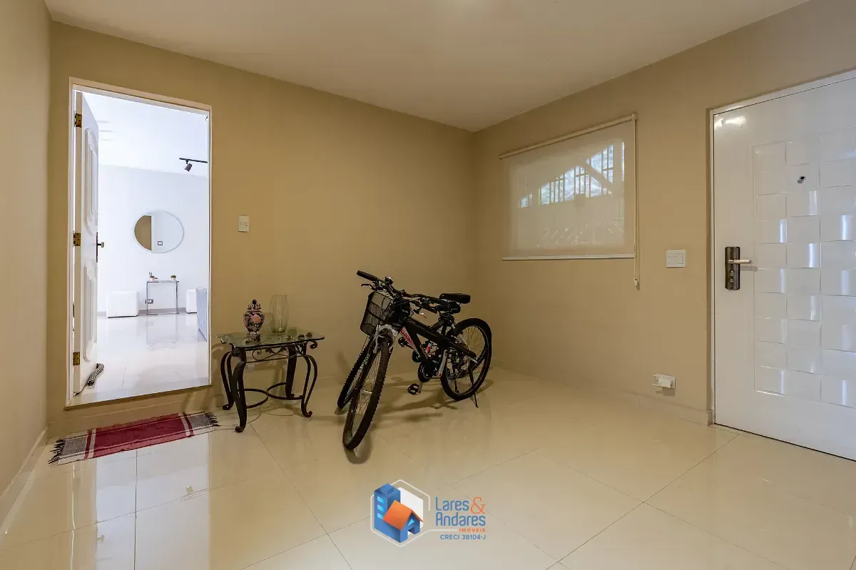 Imagem Casa para venda em Brooklin Paulista com 3 quartos, sendo 1 suíte, 190m²